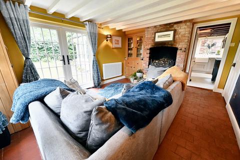 Chestnut Cottage Silver Lane, Marchington, Uttoxeter, ST14 8LL