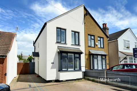 254 Longfellow Road, Worcester Park, KT4 8AT