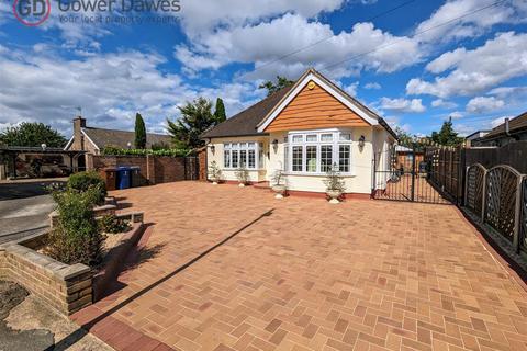 2 bedroom detached bungalow for sale, The Close, North Grays