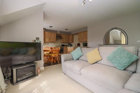 32 Turnstone Drive, Carlisle, CA2 7NU