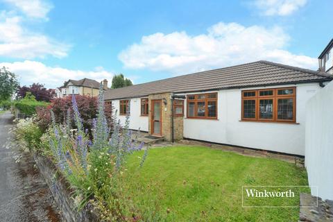 2 bedroom bungalow for sale, Beverley Road, Worcester Park, KT4