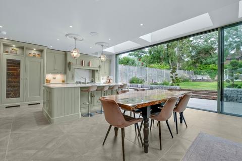undefined, West End Lane, Esher, Surrey, KT10