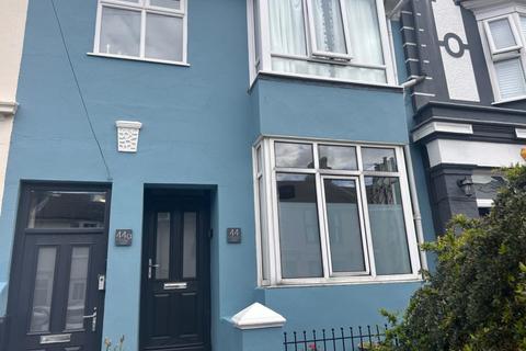 2 bedroom apartment to rent, Cobden Road, Brighton BN2