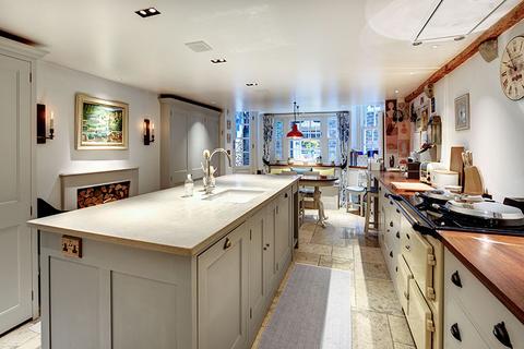1 Upper Terrace, London, NW3 6RH