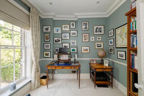 1 Upper Terrace, London, NW3 6RH