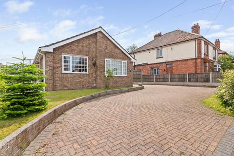4 bedroom bungalow for sale, Cherry Lane, Wootton, North Lincolnshire, DN39
