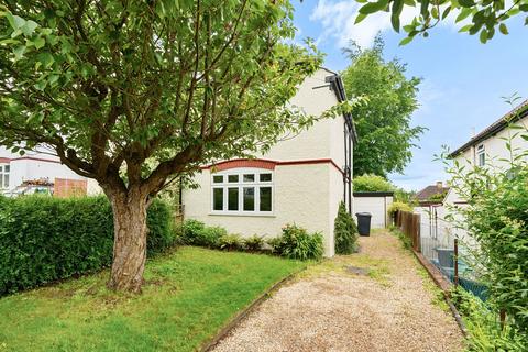 3 bedroom semi-detached house for sale, Vincent Road, Coulsdon CR5