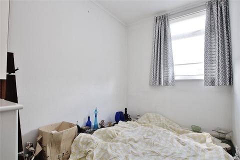 3 bedroom terraced house for sale, Lansdown Close, Woking GU21