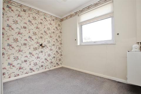 5 Lansdown Close, Woking, GU21 8TF