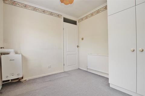 5 Lansdown Close, Woking, GU21 8TF