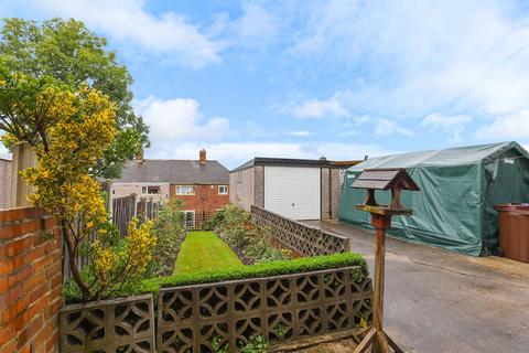 37 Basegreen Avenue, Gleadless, Sheffield, S12 3FA