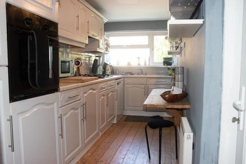 5 Alexandra Road, Aberystwyth, SY23 1LE