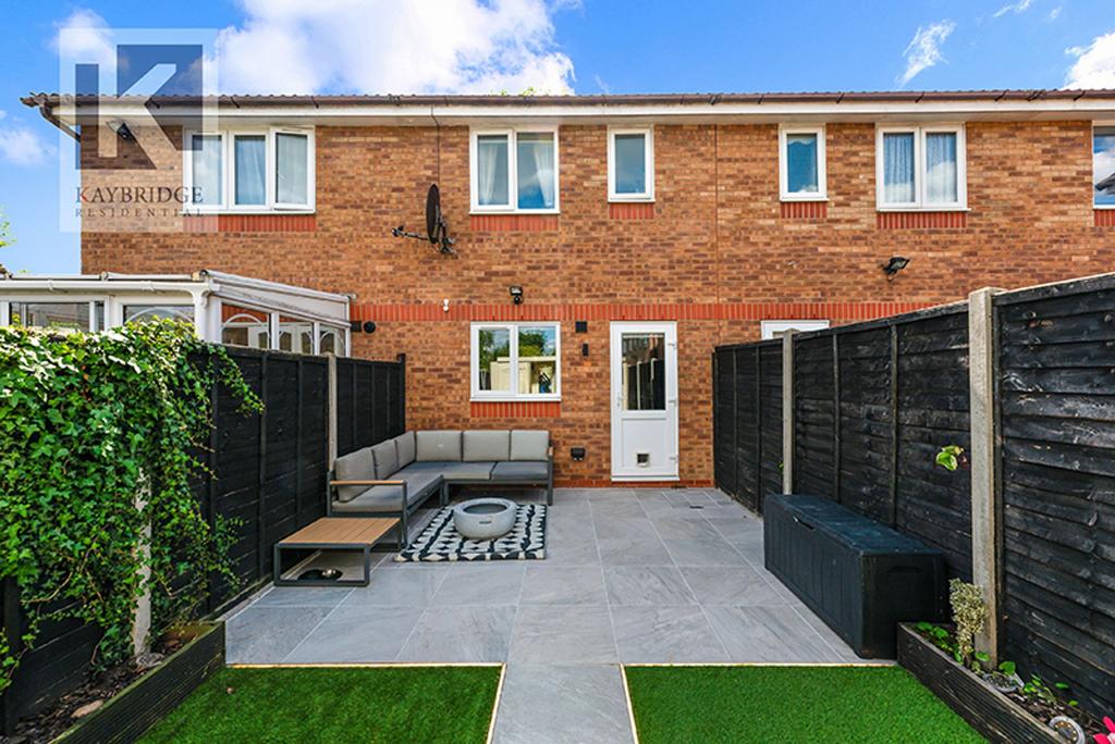 Cotswold Way, Worcester Park - KT4 8 LL
