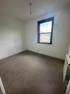 2 bedroom terraced house to rent, Third Avenue, Walthamstow, E17