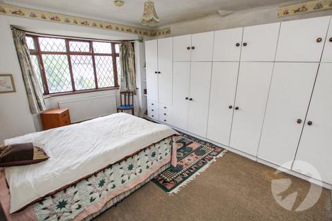 83 Riefield Road, London, SE9 2RB