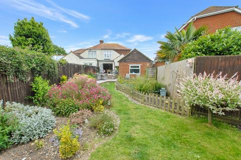 4 bedroom semi-detached house for sale, Palmarsh Crescent, Hythe, CT21