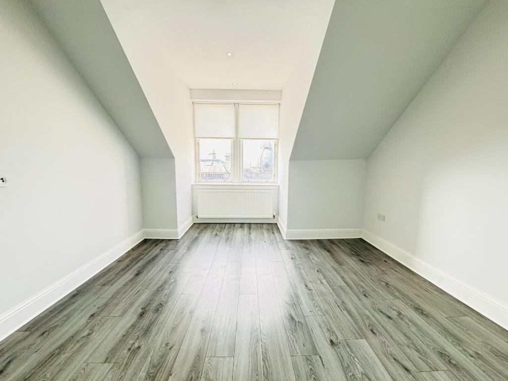 School Wynd, Paisley, Renfrewshire, PA1 2 bed flat £795 pcm (£183 pw)
