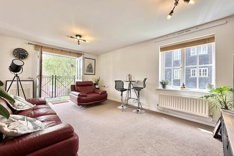 2 bedroom apartment for sale, Worldham House, Twyford Close, Fleet