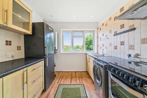 16 Donne Place, Mitcham, CR4 1DX