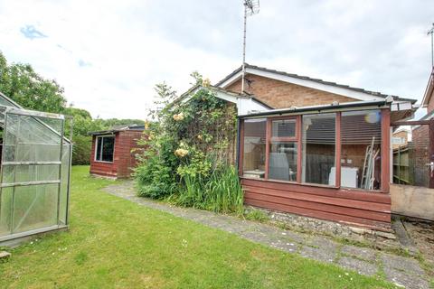 2 bedroom detached bungalow for sale, Allwood Crescent, Wivelsfield Green, RH17