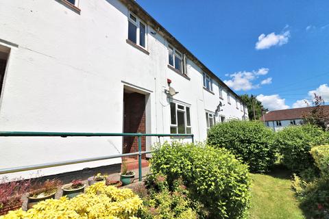 1 bedroom flat for sale, Hawbush Close, Welwyn, Herts, AL6