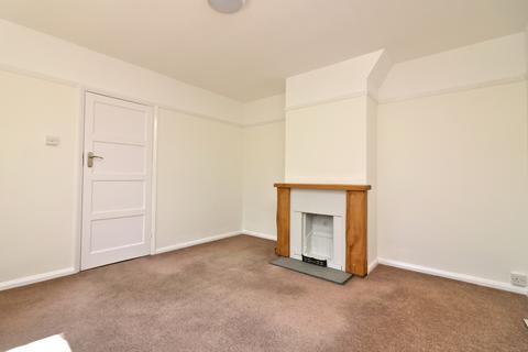 1 bedroom flat for sale, Hawbush Close, Welwyn, Herts, AL6