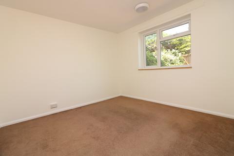 1 bedroom flat for sale, Hawbush Close, Welwyn, Herts, AL6