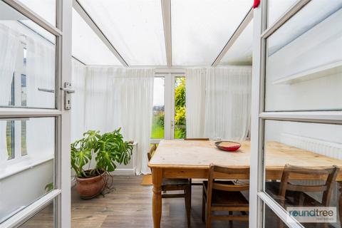 3a Sunningfields Crescent, London, NW4 4RD