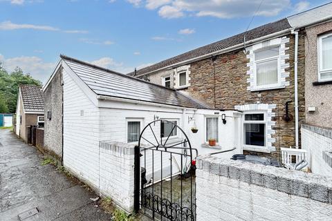 25 Brookside Row, Cwmtillery, Abertillery, NP13 1LW