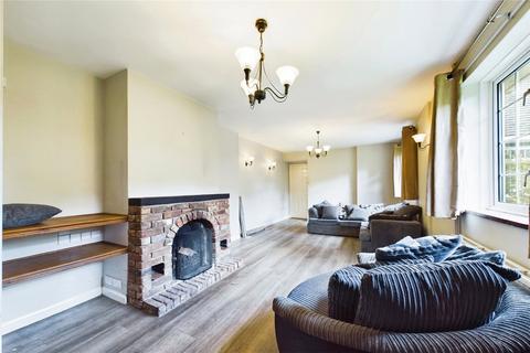 4 bedroom detached house for sale, The Glen, Pamber Heath, Tadley, Hampshire, RG26