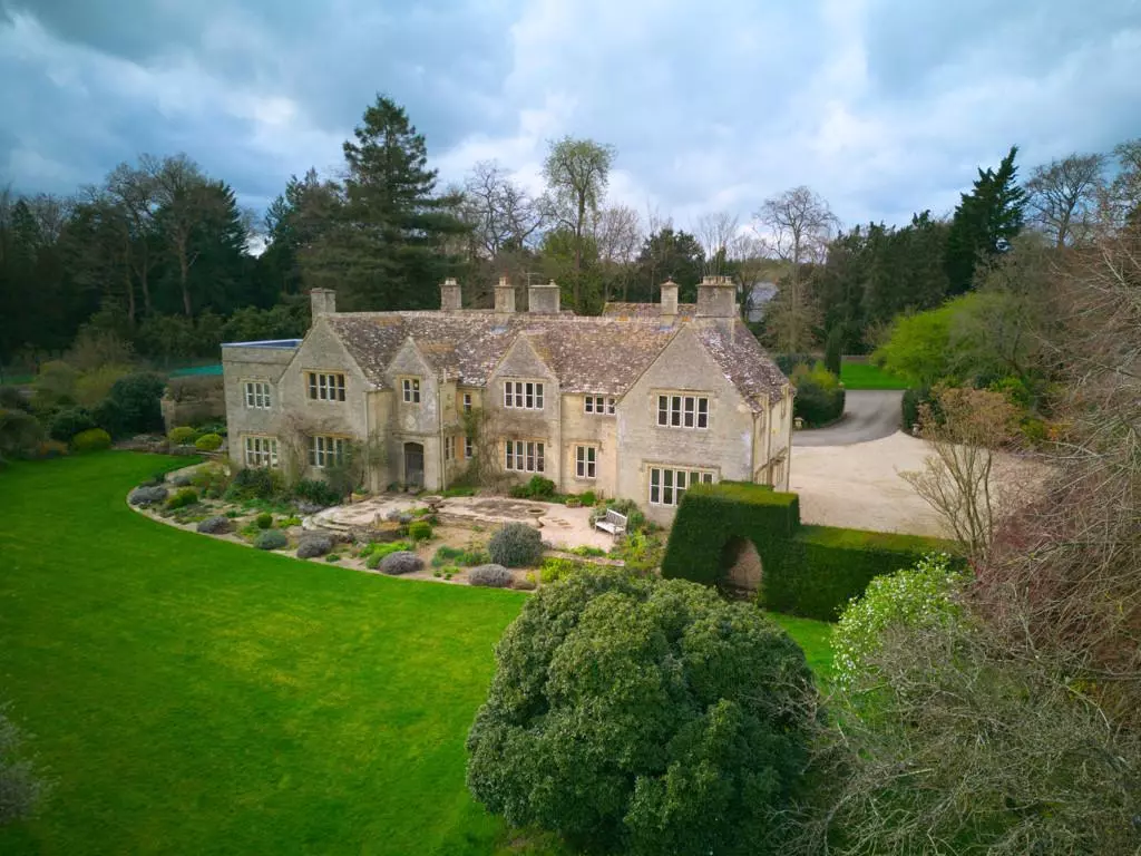 7 bedroom country house to rent