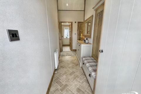 2 bedroom lodge for sale, Lakesway holiday home and Lodge Park, Levens LA8