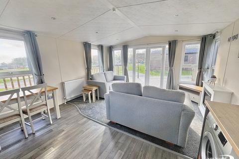 3 bedroom lodge for sale, Bridlington Links Golf and Leisure Estate, Sowerby YO15