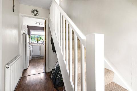 6 Ross Road, Twickenham, TW2 6JR