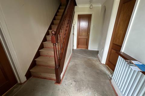 28 Ashdale Close, Burton-on-trent, DE15 9HN