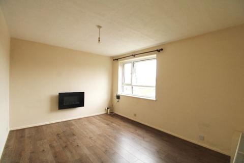 1 bedroom flat to rent, Chequers Court, Croydon, Surrey, CR0