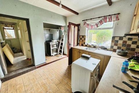3 bedroom semi-detached house for sale, Holyhead Road, Oakengates, Telford, Shropshire, TF2 6BE