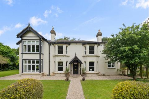 6 bedroom detached house for sale, Laindon Common Road, Billericay, Essex