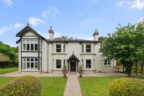 Stockwell House Laindon Common Road, Little Burstead, Billericay, CM12 9SY