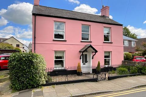 3 bedroom detached house for sale, Maryport Street, Usk NP15