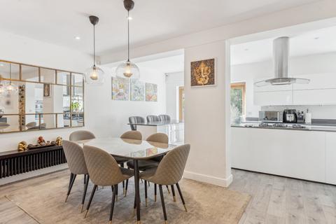 5 bedroom semi-detached house for sale, Lyndhurst Avenue, Pinner, HA5