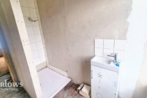 17 Gresham Place, Treharris, CF46 5AF