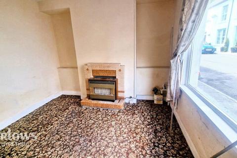 17 Gresham Place, Treharris, CF46 5AF