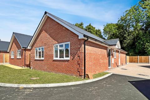 3 bedroom detached bungalow for sale, Cats Lane, Sudbury, CO10