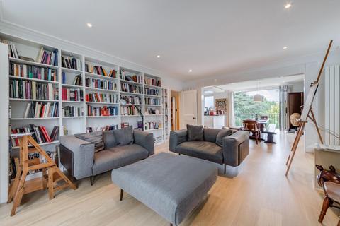 4 bedroom flat for sale, Redington Road, Hampstead, London, NW3