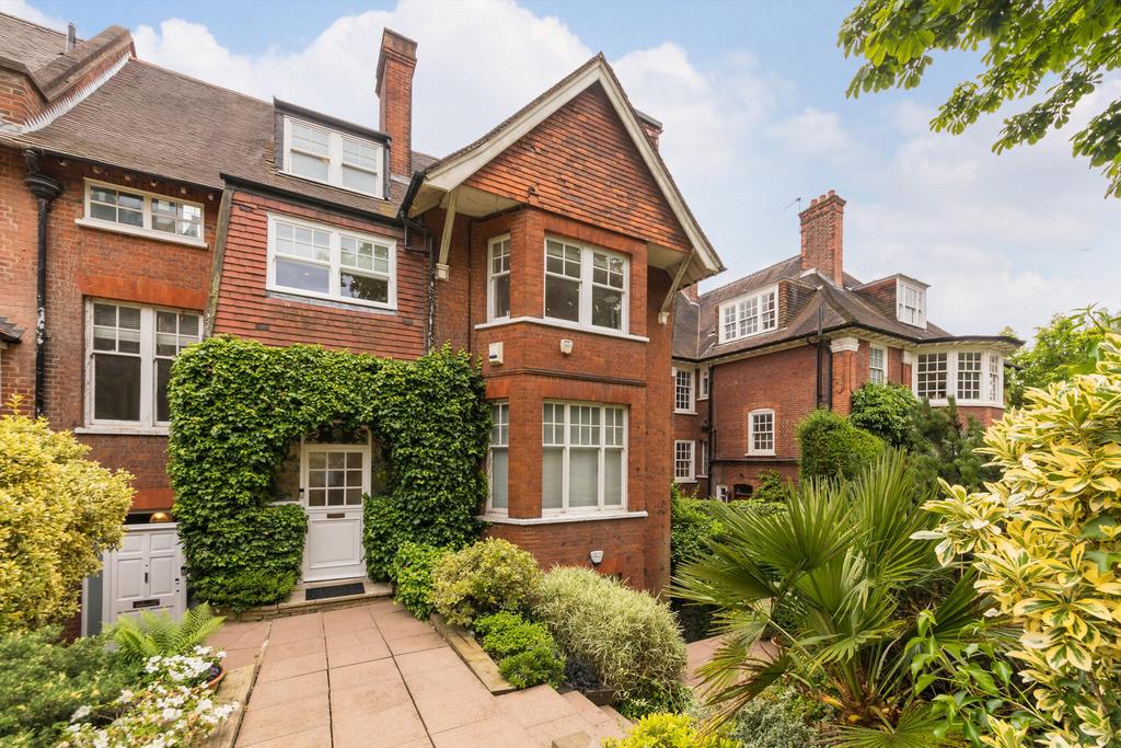 Redington Road, Hampstead, London, NW3 4 bed flat for sale £2,500,000