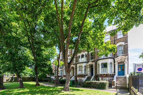 3 bedroom flat for sale, Effra Road, Brixton, London, SW2