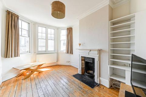 3 bedroom flat for sale, Brixton Water Lane, Brockwell Park, London, SW2