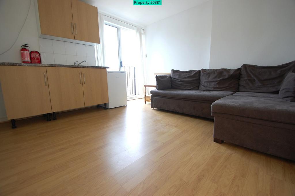 Top Floor Kitchenette