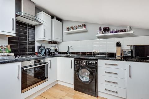 1 bedroom flat to rent, Barnsbury Lane, Surbiton, KT5